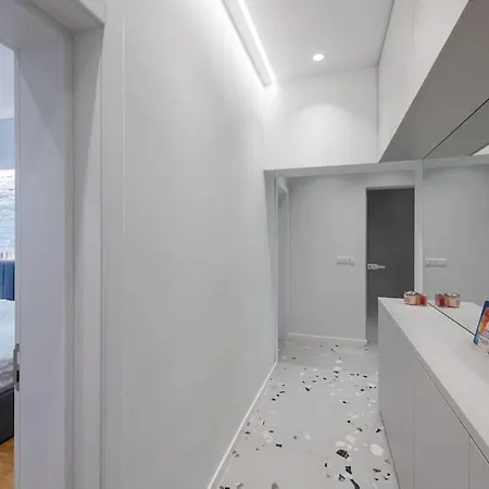 Modern & Stylish Sea With Parking * Burgas City