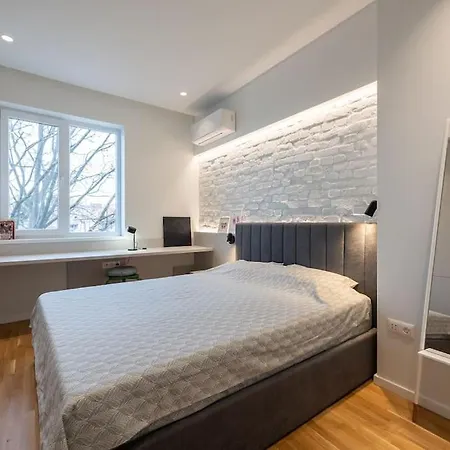 Modern & Stylish Sea With Parking Lejlighed